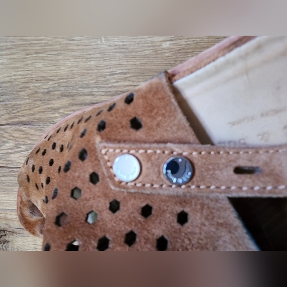 Rag & Bone Sandals Women's 8 38 Wyatt Tan Dotted Leather Stacked Block Heel - Picture 4 of 8